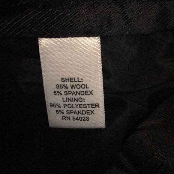 Banana Republic Suit - Picture 5 of 5